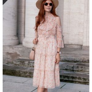 MISS SELFRIDGE COLD SHOULDER FLORAL RUFFLE DRESS